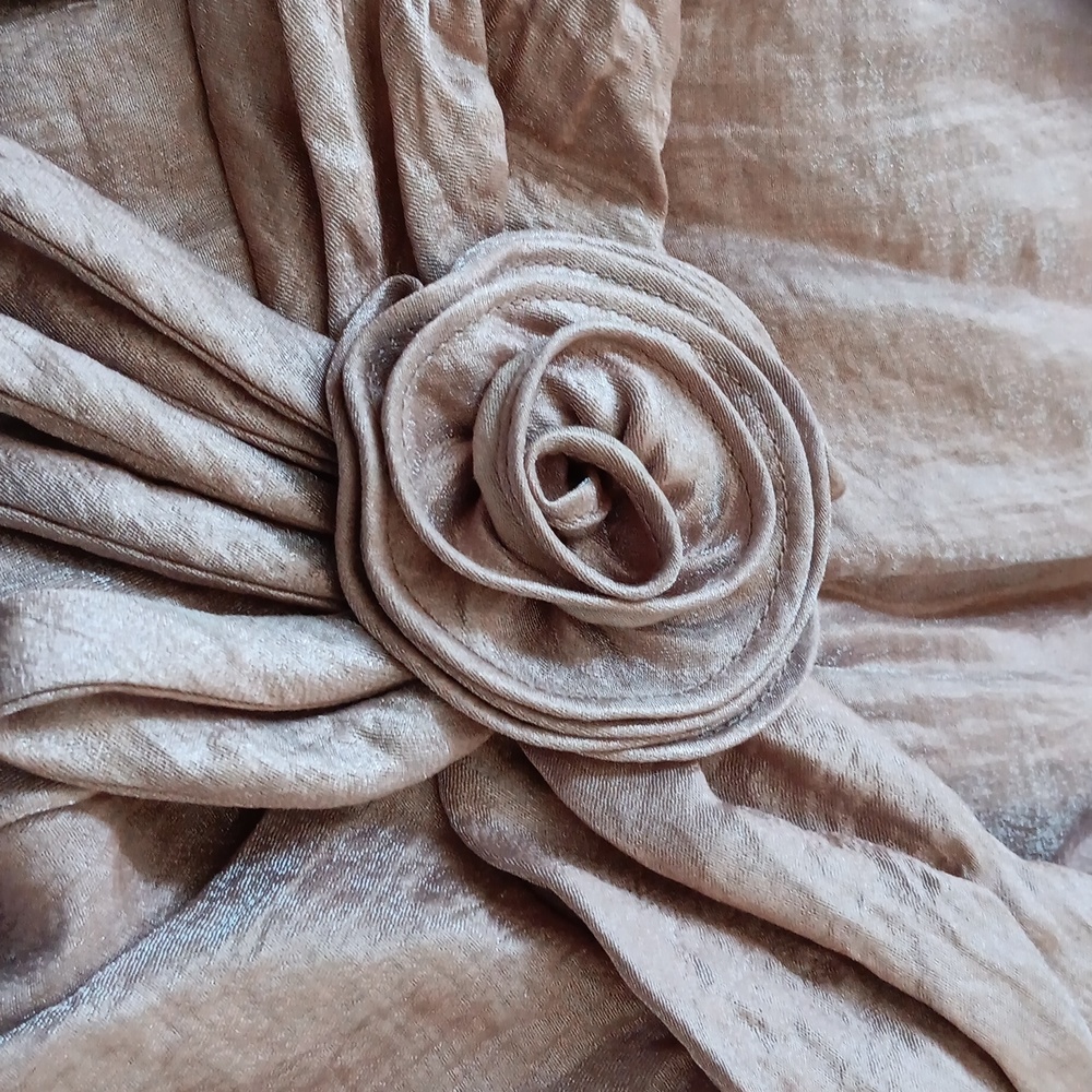 Special OCCASION ROSE COLOR DRRESS - Picture 4 of 4